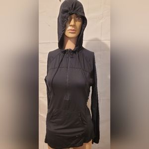 Size medium black active wear by Hind.